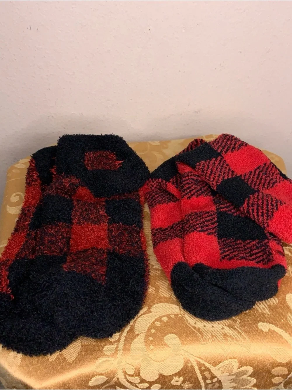 Lot Of 2 Red And Black Plaid Fuzzy Socks Womens Cozy Flannel Print Grips